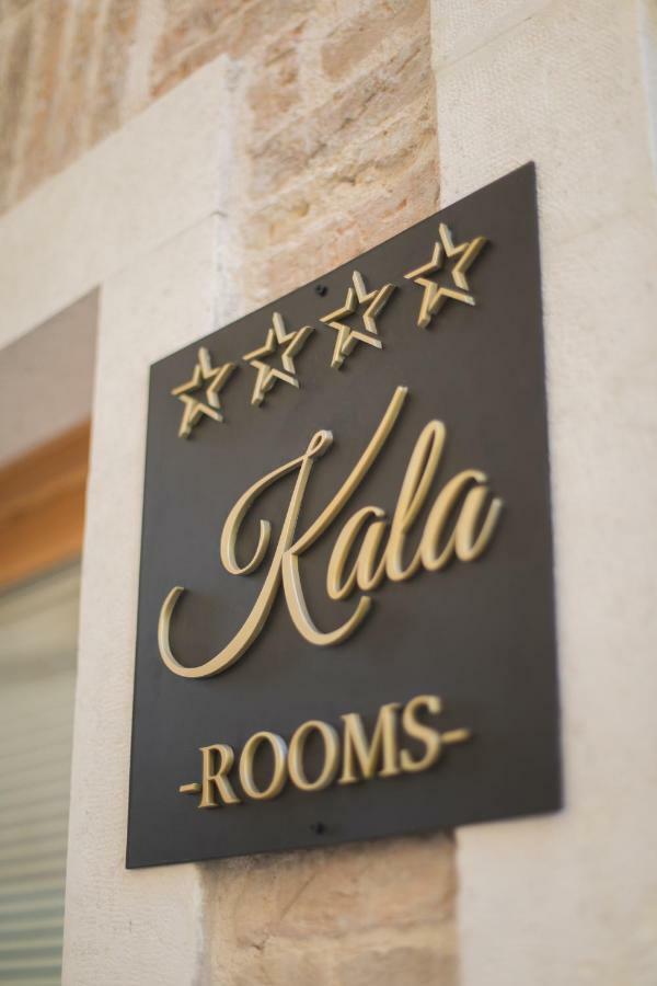 Rooms Kala シベニク エクステリア 写真